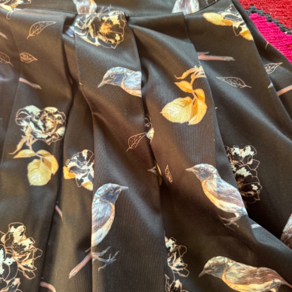 Modcloth retro quirky bird box pleated midi skirt, size small - Picture 4 of 6